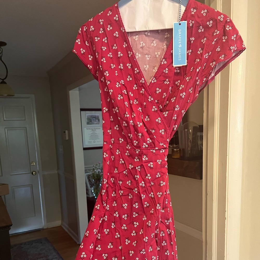 Draper James Pink Floral Wrap Dress, Size 8 NWT